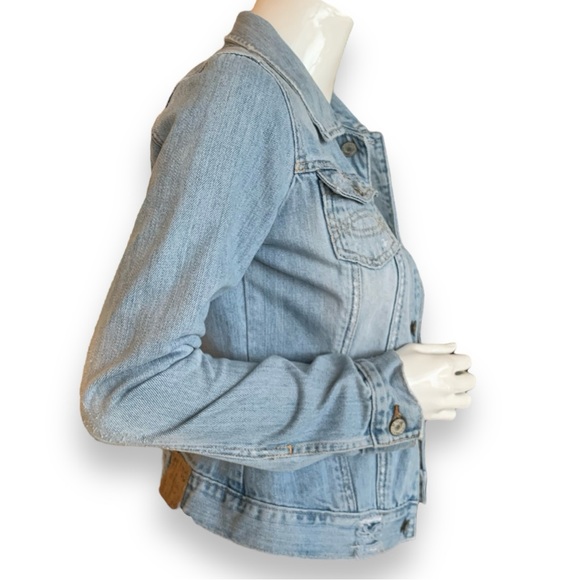 ABERCROMBIE KIDS WASHED DENIM JACKET. KIDS SIZE X-LARGE - Picture 3 of 9